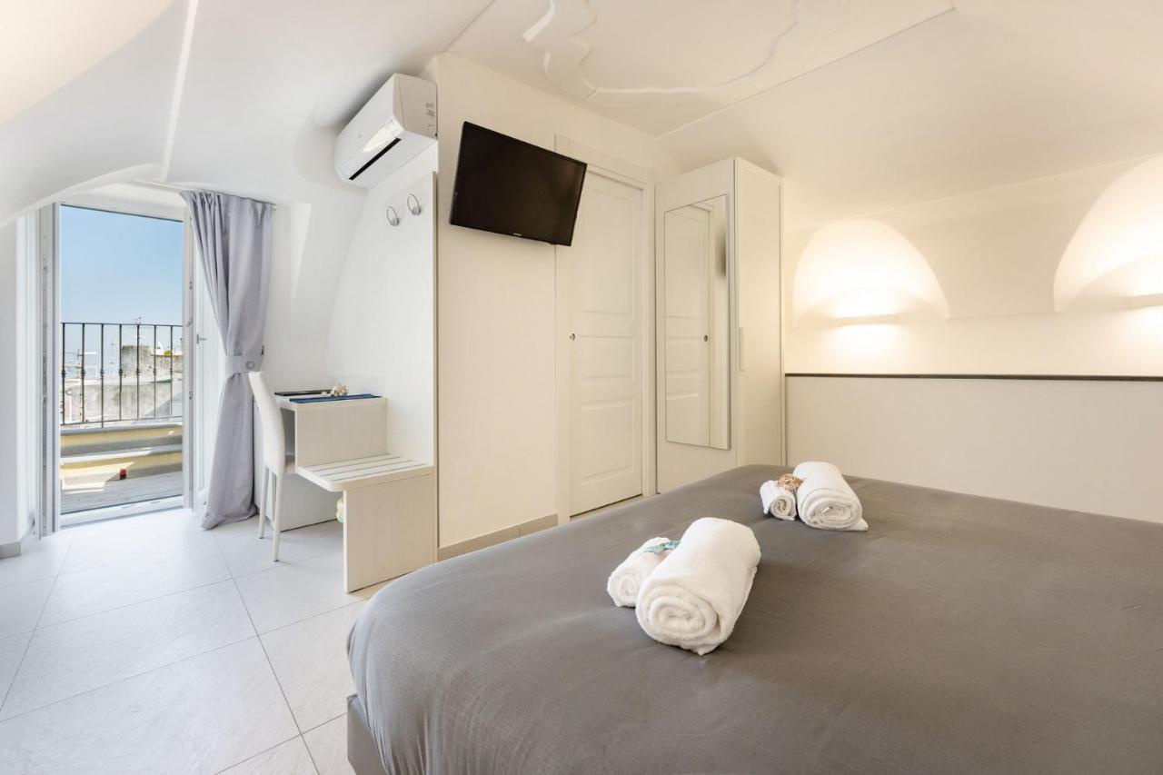 Vento Di Mare Bed & Breakfast โปรชิดา ภายนอก รูปภาพ